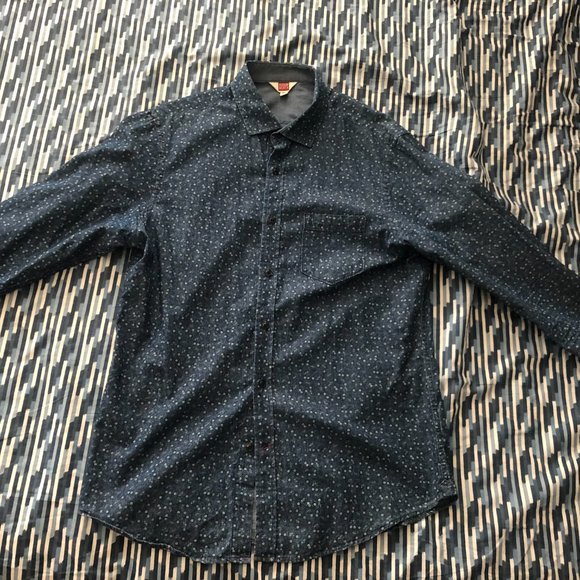 Hudson North Blue Button Up - Picture 2 of 4